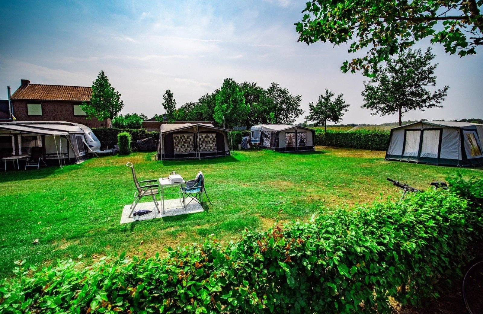 Staanplaatsen camping bij nijmegen